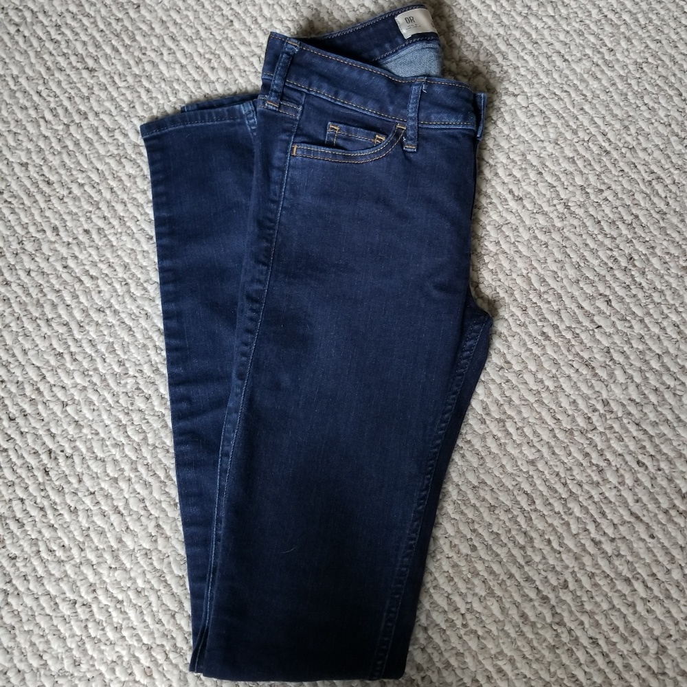 hollister dark wash jeans